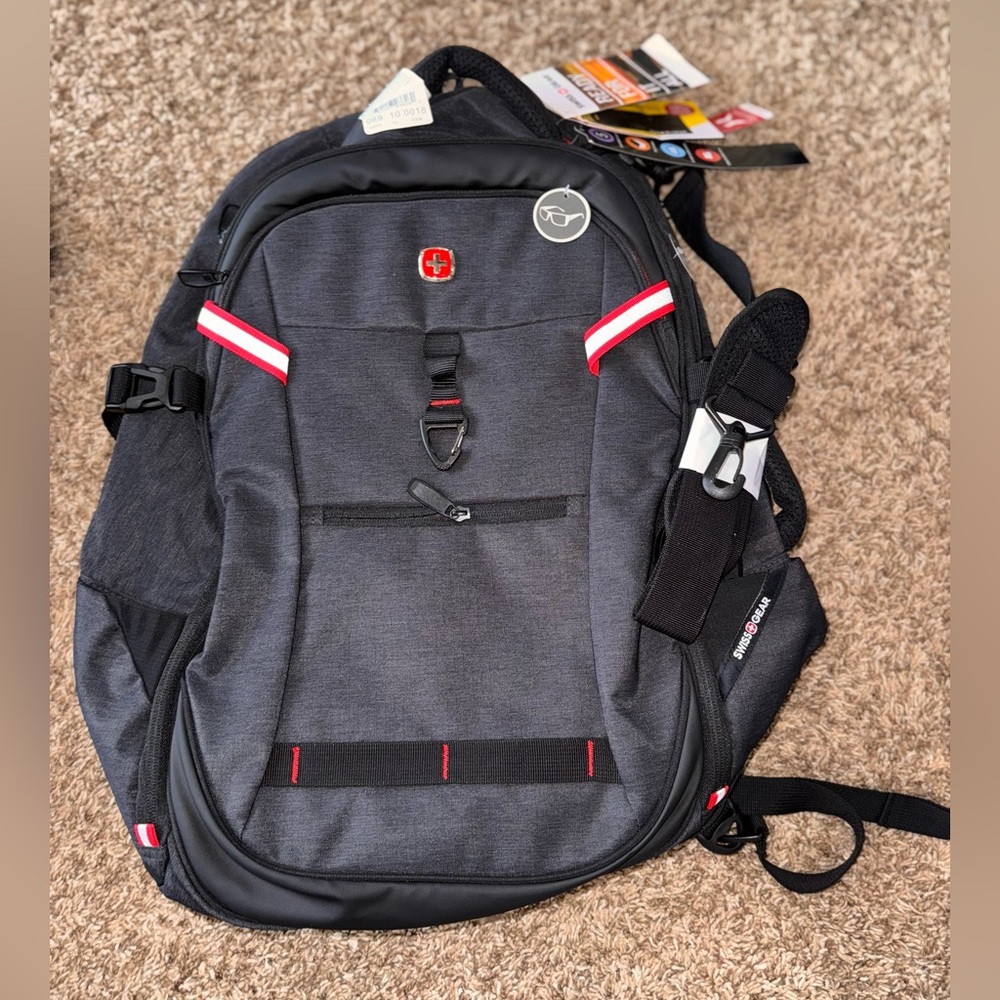 NWT Swiss Gear 22 inch Travel Backpack